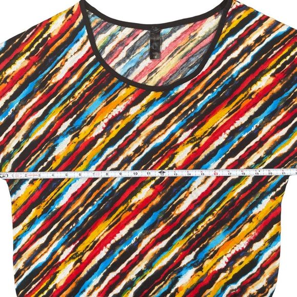 Plus size 1x colorful wavy stripes shirt swoop neck batwing arms thick black hem - Picture 6 of 9